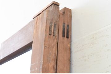 アンティーク建具　経年の趣ある木味が魅力のガラス戸2枚セット(引き戸)(R-067354)