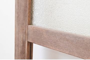 アンティーク建具　シンプルなデザインでインテリアに取り入れやすいダイヤガラスの引き戸2枚セット(ガラス戸)(R-067357)