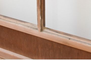 アンティーク建具　経年を感じさせる古い木味が魅力のガラス戸2枚セット(引き戸)(R-067358)