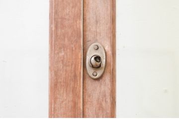 アンティーク建具　経年を感じさせる古い木味が魅力のガラス戸4枚セット(引き戸)(R-067359)