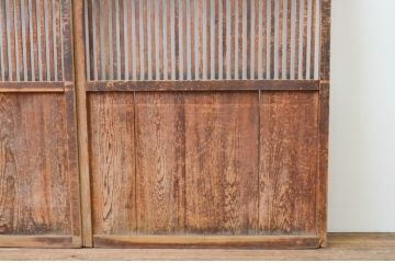 アンティーク建具　和の空間作りにお勧めな格子戸2枚セット(引き戸)(R-067363)