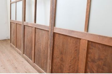アンティーク建具　経年を感じさせる木味が味わい深いガラス戸3枚セット(引き戸)(R-067369)