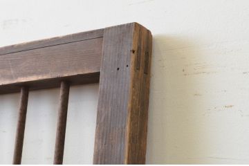アンティーク建具　経年を感じる風合いが魅力の鉄格子入り引き戸1枚(引き戸、建具)(R‐067375)