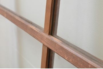 アンティーク建具　経年を感じさせる木味が魅力のガラス戸1枚(引き戸)(R‐067376)