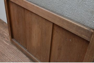 アンティーク建具　ペイント仕上げ限定　ダイヤガラスが昭和レトロな雰囲気を高めるペンキガラス戸1枚(引き戸)(R‐067377)