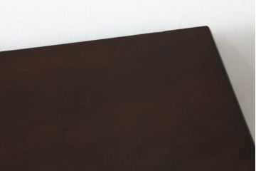 中古　美品　特注品　松本民芸家具　シックな色合いが落ち着いた雰囲気を醸し出すサイドボード(カウンターテーブル、戸棚、収納棚、サイドキャビネット)(R-067431)