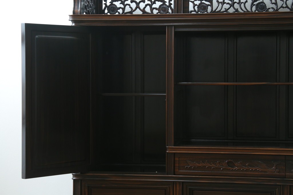 和製ビンテージ　黒檀(黒タン、コクタン、唐木)材　重厚な佇まいが魅力のサイドボード　定価約160万円　(R-067434)