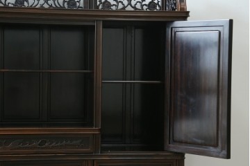 和製ビンテージ　黒檀(黒タン、コクタン、唐木)材　重厚な佇まいが魅力のサイドボード　定価約160万円　(R-067434)