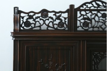 和製ビンテージ　黒檀(黒タン、コクタン、唐木)材　重厚な佇まいが魅力のサイドボード　定価約160万円　(R-067434)