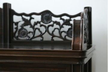 和製ビンテージ　黒檀(黒タン、コクタン、唐木)材　重厚な佇まいが魅力のサイドボード　定価約160万円　(R-067434)