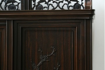 和製ビンテージ　黒檀(黒タン、コクタン、唐木)材　重厚な佇まいが魅力のサイドボード　定価約160万円　(R-067434)