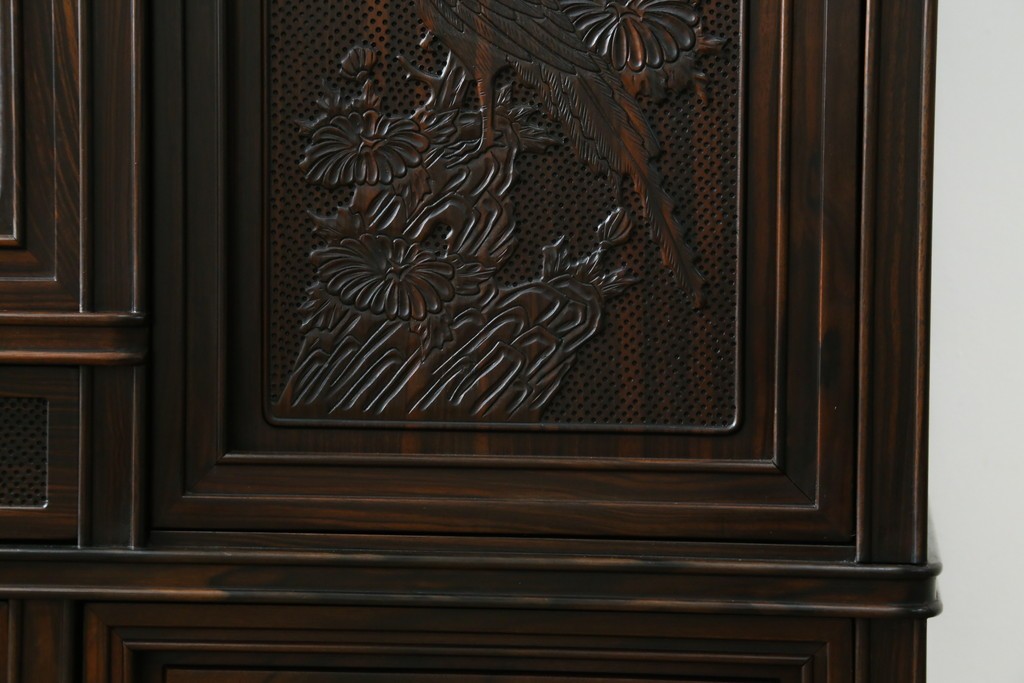 和製ビンテージ　黒檀(黒タン、コクタン、唐木)材　重厚な佇まいが魅力のサイドボード　定価約160万円　(R-067434)