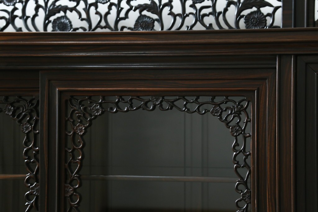 和製ビンテージ　黒檀(黒タン、コクタン、唐木)材　重厚な佇まいが魅力のサイドボード　定価約160万円　(R-067434)