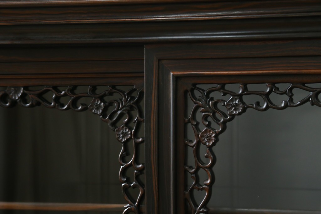 和製ビンテージ　黒檀(黒タン、コクタン、唐木)材　重厚な佇まいが魅力のサイドボード　定価約160万円　(R-067434)