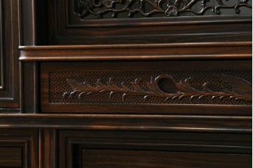 和製ビンテージ　黒檀(黒タン、コクタン、唐木)材　重厚な佇まいが魅力のサイドボード　定価約160万円　(R-067434)