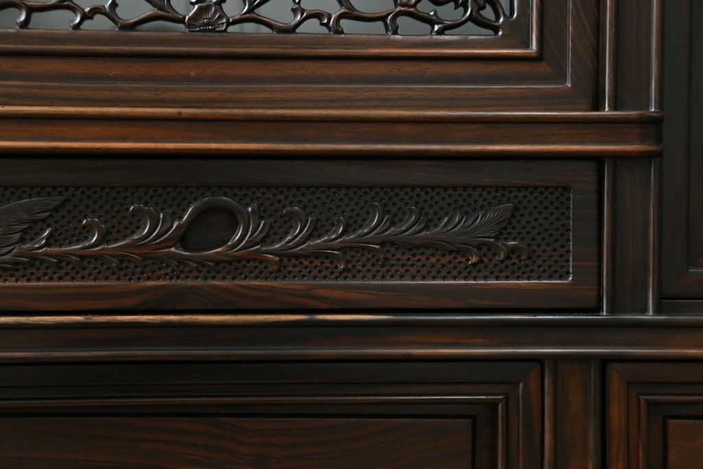 和製ビンテージ　黒檀(黒タン、コクタン、唐木)材　重厚な佇まいが魅力のサイドボード　定価約160万円　(R-067434)