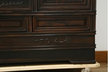 和製ビンテージ　黒檀(黒タン、コクタン、唐木)材　重厚な佇まいが魅力のサイドボード　定価約160万円　(R-067434)