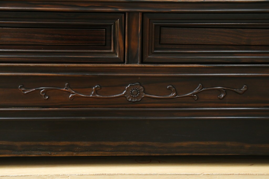 和製ビンテージ　黒檀(黒タン、コクタン、唐木)材　重厚な佇まいが魅力のサイドボード　定価約160万円　(R-067434)