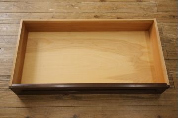 中古　レア品!!　美品　松本民芸家具　高山式洋服タンス　気品溢れるシックな佇まいが魅力的!!高山デザインのワードローブ(収納棚、戸棚、キャビネット)(定価約62万8千円)(R-067437)