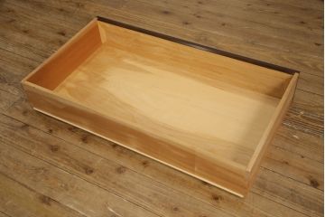 中古　レア品!!　美品　松本民芸家具　高山式洋服タンス　気品溢れるシックな佇まいが魅力的!!高山デザインのワードローブ(収納棚、戸棚、キャビネット)(定価約62万8千円)(R-067437)