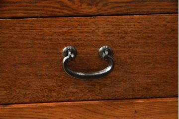 中古　超美品　新古品　楡(ニレ)材　総無垢材　品のある佇まいが魅力の水屋箪笥サイドボード(サイドキャビネット、茶箪笥、戸棚、収納棚、テレビ台、テレビボード)(R-067440)