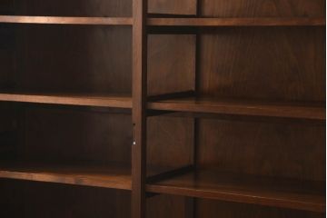 中古　松本民芸家具　高山デザイン　落ち着きのある佇まいが魅力的な水屋箪笥(食器棚、茶箪笥、戸棚、収納棚、キャビネット)(R-067441)