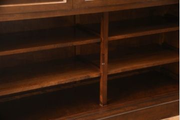 中古　松本民芸家具　高山デザイン　落ち着きのある佇まいが魅力的な水屋箪笥(食器棚、茶箪笥、戸棚、収納棚、キャビネット)(R-067441)
