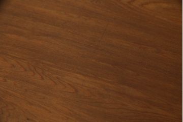 中古　美品　前面屋久杉材　漆塗り　上質な和の空間づくりにおすすめの茶棚(茶箪笥、戸棚、収納棚、飾り棚、サイドボード)(R-067442)