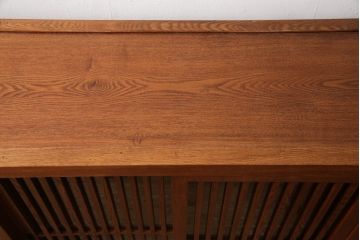 新古品　未使用品　中古　楡(ニレ)材　上質な和の空間を演出する水屋箪笥サイドボード(サイドキャビネット、リビングボード、収納棚、戸棚)(R-067446)
