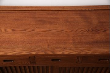 新古品　未使用品　中古　楡(ニレ)材　上質な和の空間を演出する水屋箪笥サイドボード(サイドキャビネット、リビングボード、収納棚、戸棚)(R-067447)