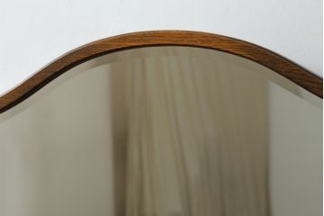 中古　三越家具(現カントリーハウス)　Brugge(ブルージュ)　オーク材　クラシカルな雰囲気漂うドレッサーとスツールのセット(化粧台、鏡台、ミラー、イス、椅子、チェア)(定価約33万円)(R-067454)