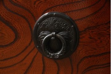 中古　美品　希少モデル　岩谷堂箪笥　菊幸作　和モダンな空間づくりに活躍する囲炉裏テーブルと椅子のセット(イス、スツール、木製火鉢、ダイニングテーブル)(R-067455)