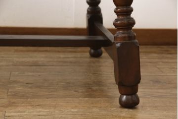 中古　松本民芸家具　F型食卓　クラシカルな雰囲気を醸し出すダイニングテーブル(食卓、4人掛け、作業台)(R-067457)