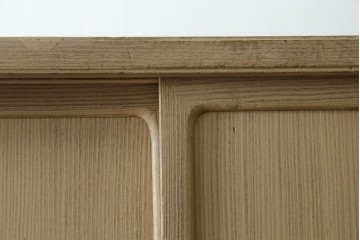 中古　蒔絵入り　1級技能士　龍上忠志作　花の絵柄がかわいらしくも品を感じさせる総桐箪笥(胴厚、四方丸、和箪笥、桐たんす、収納タンス、衣装箪笥、着物箪笥、引き出し)(定価約160万円)(R-067461)