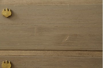 中古　蒔絵入り　1級技能士　龍上忠志作　花の絵柄がかわいらしくも品を感じさせる総桐箪笥(胴厚、四方丸、和箪笥、桐たんす、収納タンス、衣装箪笥、着物箪笥、引き出し)(定価約160万円)(R-067461)