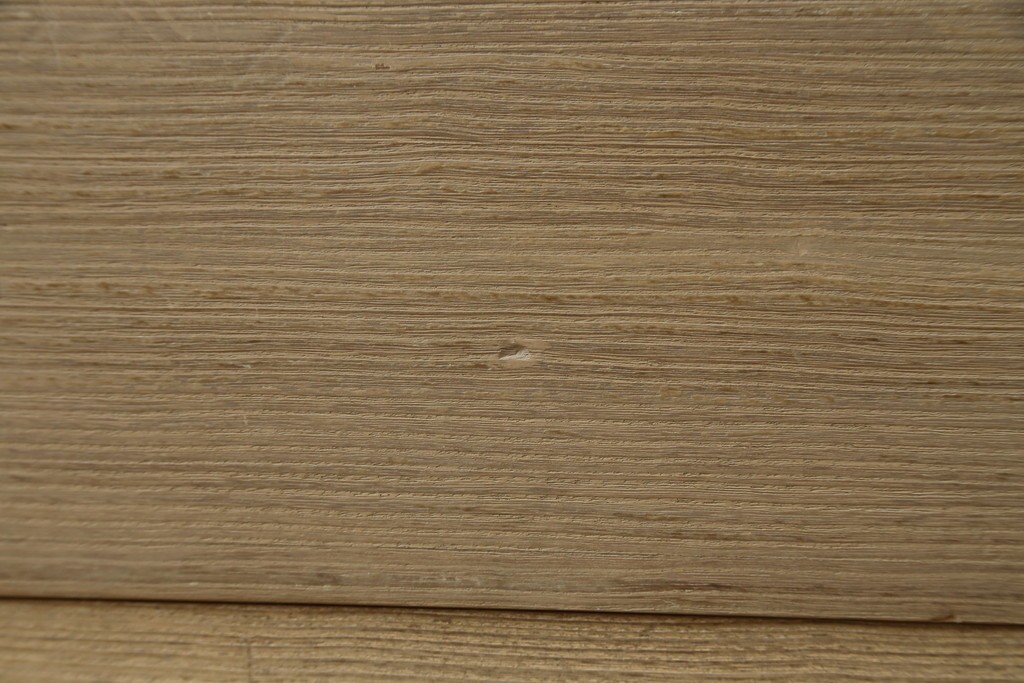 中古　蒔絵入り　1級技能士　龍上忠志作　花の絵柄がかわいらしくも品を感じさせる総桐箪笥(胴厚、四方丸、和箪笥、桐たんす、収納タンス、衣装箪笥、着物箪笥、引き出し)(定価約160万円)(R-067461)