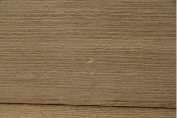 中古　蒔絵入り　1級技能士　龍上忠志作　花の絵柄がかわいらしくも品を感じさせる総桐箪笥(胴厚、四方丸、和箪笥、桐たんす、収納タンス、衣装箪笥、着物箪笥、引き出し)(定価約160万円)(R-067461)