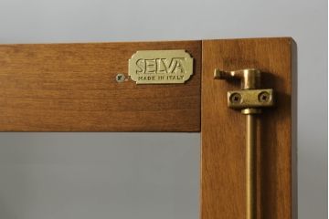 中古　美品　イタリア家具　セルバ社(SELVA)　クラシカルなデザインが魅力の縦型キュリオケース(ガラスケース、ショーケース、飾り棚、ディスプレイ棚、キャビネット)(R-067468)
