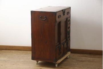 和製アンティーク　前面欅(ケヤキ)材　品の良い佇まいと美しい杢目が魅力の庄内帳場箪笥(酒田帳場箪笥、庄内箪笥、小箪笥、収納タンス、時代箪笥、引き出し)(R-067470)