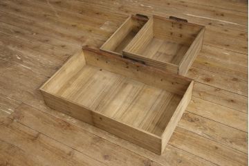 和製アンティーク　前面欅(ケヤキ)材　品の良い佇まいと美しい杢目が魅力の庄内帳場箪笥(酒田帳場箪笥、庄内箪笥、小箪笥、収納タンス、時代箪笥、引き出し)(R-067470)