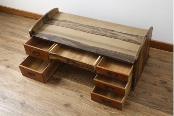 和製アンティーク　高級品!!　力強くて美しい杢目が魅力的!!黒柿材と欅(ケヤキ)材製の大振りな文机(座机、ローテーブル、サイドテーブル、作業台、テレビ台、ローボード)(R-067472)