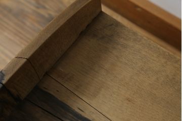 和製アンティーク　高級品!!　力強くて美しい杢目が魅力的!!黒柿材と欅(ケヤキ)材製の大振りな文机(座机、ローテーブル、サイドテーブル、作業台、テレビ台、ローボード)(R-067472)