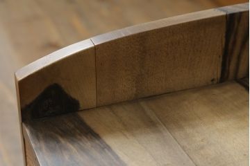 和製アンティーク　高級品!!　力強くて美しい杢目が魅力的!!黒柿材と欅(ケヤキ)材製の大振りな文机(座机、ローテーブル、サイドテーブル、作業台、テレビ台、ローボード)(R-067472)