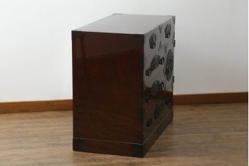 中古　美品　民芸家具　渡辺家具店　木地呂塗りの美しい仙台箪笥(和箪笥、引き出し、衣装箪笥、収納箪笥)(定価約85万円)(R-067473)