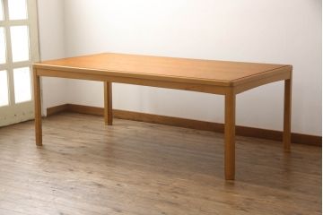 中古　モリシゲ(MORISHIGE/森繁)　N-アリー　ナチュラルな色合いが優しい雰囲気を醸し出すダイニングテーブル(食卓、6人掛け、8人掛け、作業台)(R-067479)