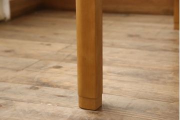 中古　モリシゲ(MORISHIGE/森繁)　N-アリー　ナチュラルな色合いが優しい雰囲気を醸し出すダイニングテーブル(食卓、6人掛け、8人掛け、作業台)(R-067479)