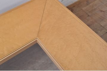 中古　モリシゲ(MORISHIGE/森繁)　グラハム　ガラストップがお洒落なセンターテーブル(ローテーブル、リビングテーブル、カフェテーブル、座卓)(定価約20万3千円)(R-067480)