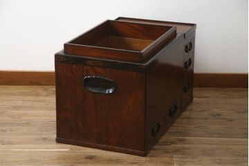 和製アンティーク　欅(ケヤキ)材　堂々とした和の雰囲気が趣きある江戸前長火鉢(囲炉裏、木製火鉢)(R-067482)