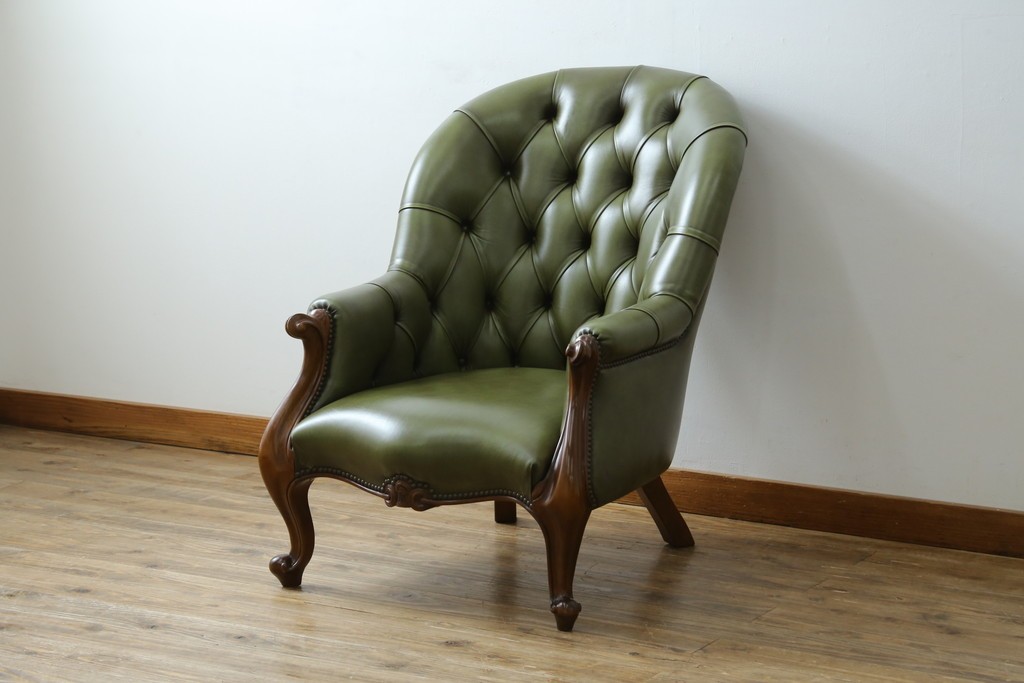 中古　極上美品　使用感ほぼ無し!!　スペイン製　バロッサバレンティ(VARO,S.A. VALENTI)　本革　ラグジュアリーな空間を演出する1人掛けレザーソファ　定価約60万円　(R-067487)