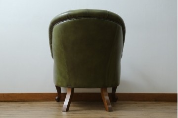 中古　極上美品　使用感ほぼ無し!!　スペイン製　バロッサバレンティ(VARO,S.A. VALENTI)　本革　ラグジュアリーな空間を演出する1人掛けレザーソファ　定価約60万円　(R-067487)